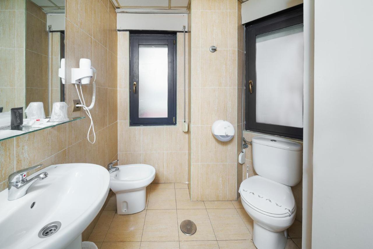 Hotel Regio Torrelavega Dış mekan fotoğraf