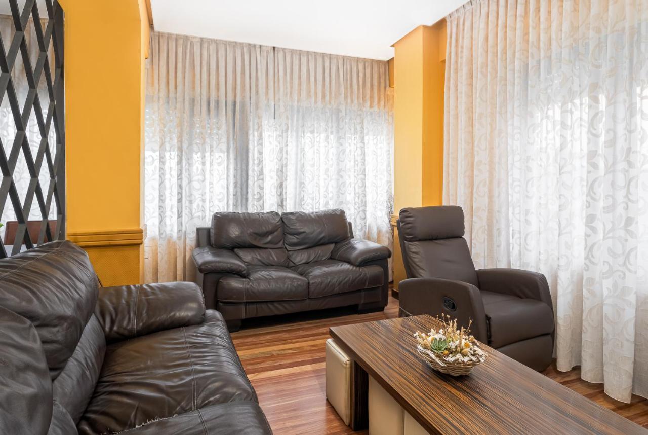 Hotel Regio Torrelavega Dış mekan fotoğraf